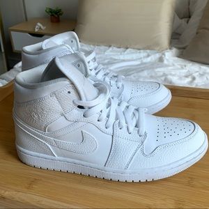 Air Jordan 1 Mid Triple White. Women 10/Men 8.5